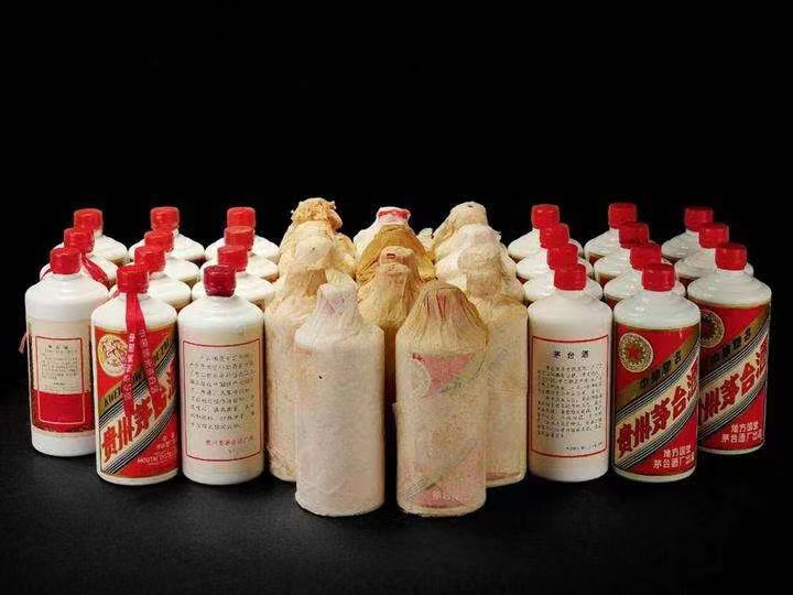 武都日照岚山回收酒价格哪里回收(附近上门回收茅台酒）?